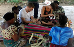 weaving choma